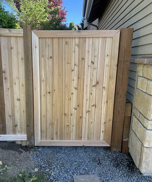 Wood Fence Installation in Issaquah 